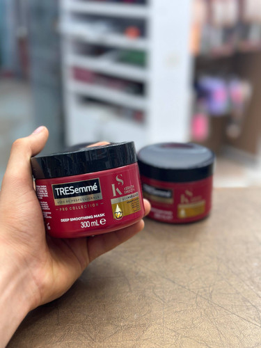 ماسک مو ترمیمکننده Keratin SMOOTH حجم 180میل