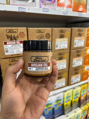 کرم صورت قهوه«انرژیبخش و شادابکننده پوستهای خسته»